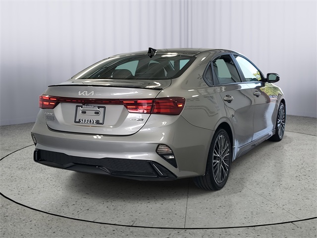 2023 Kia Forte GT-Line photo 3