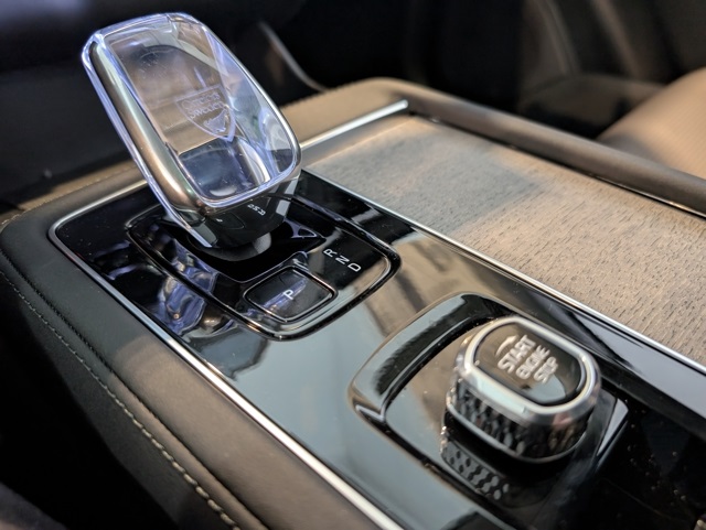 2026 Volvo XC90 Plus photo 20