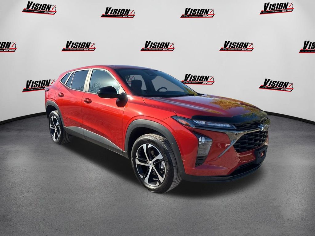 2024 Chevrolet Trax photo 3