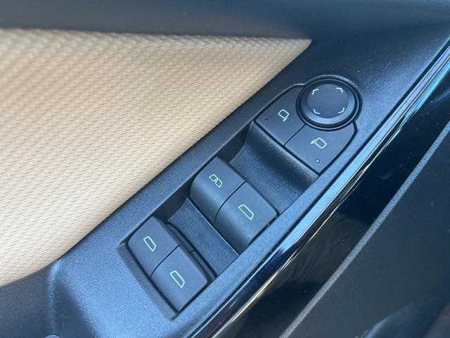 2025 Chevrolet Equinox ACTIV photo 14