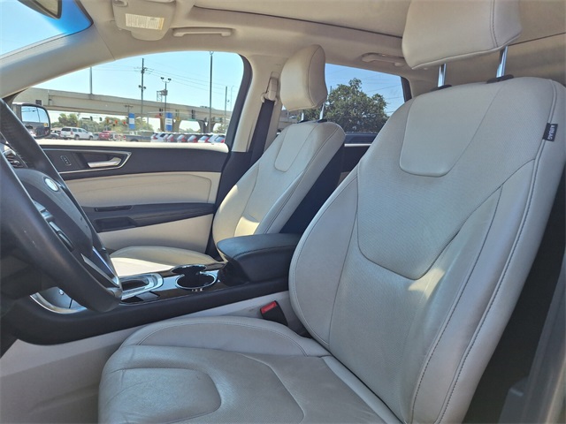 2017 Ford Edge Titanium photo 7