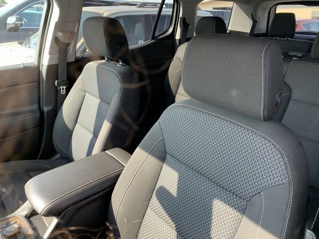 2023 Gmc Acadia SLE photo 3