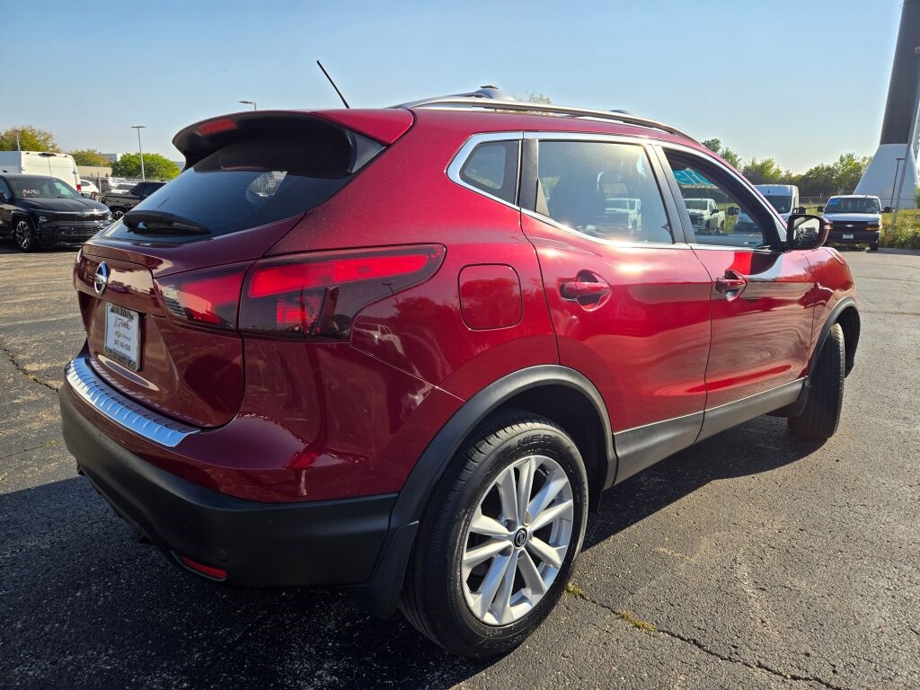 2019 Nissan Rogue Sport SV photo 9