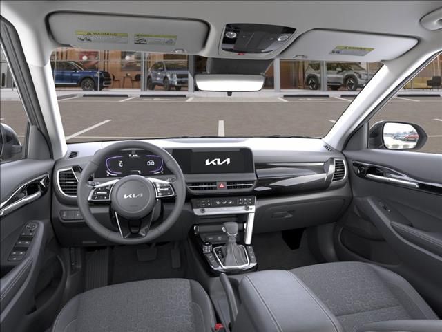 2026 Kia Seltos S photo 13