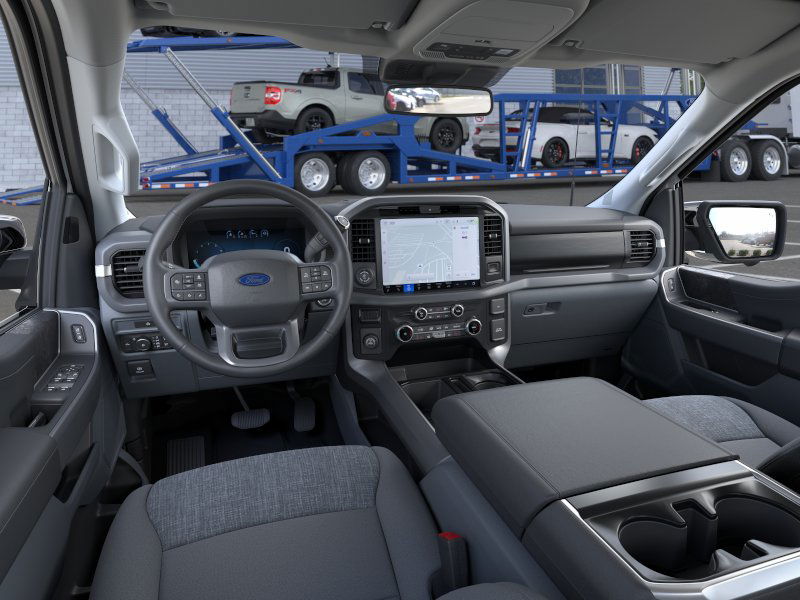 2025 Ford F-150 XLT photo 9