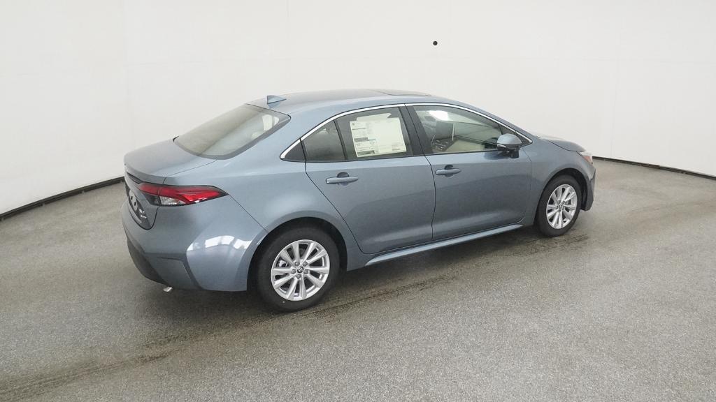 2025 Toyota Corolla Hybrid XLE photo 22