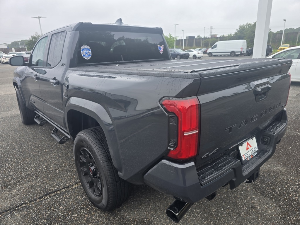 2024 Toyota Tacoma SR5 photo 6