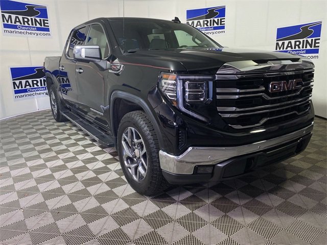 2022 GMC Sierra 1500 SLT's photo