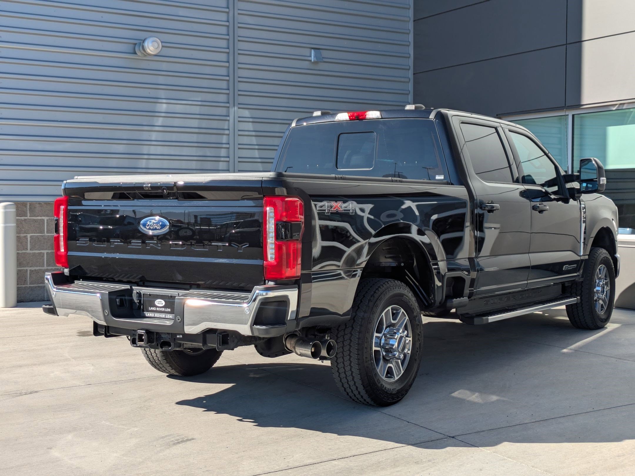 2023 Ford F-350 Lariat photo 4