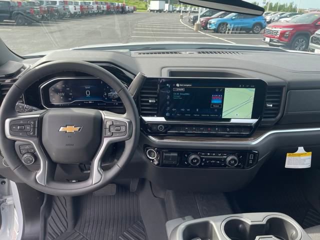 2025 Chevrolet Silverado 1500 LT photo 12