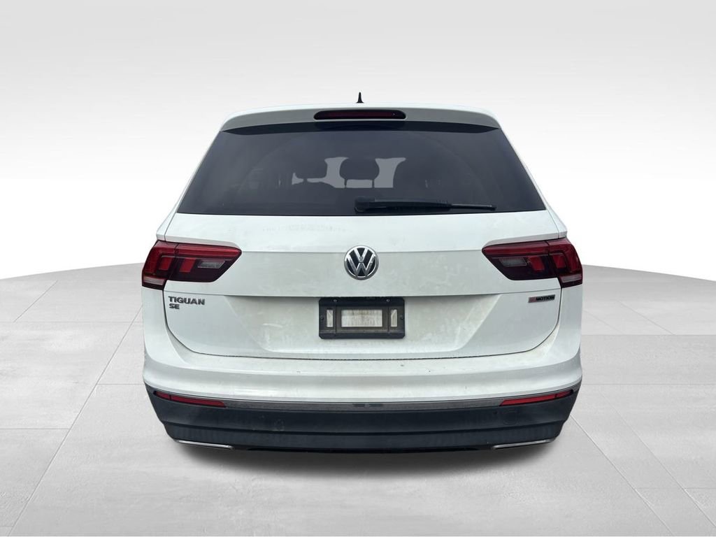 2020 Volkswagen Tiguan SE photo 4