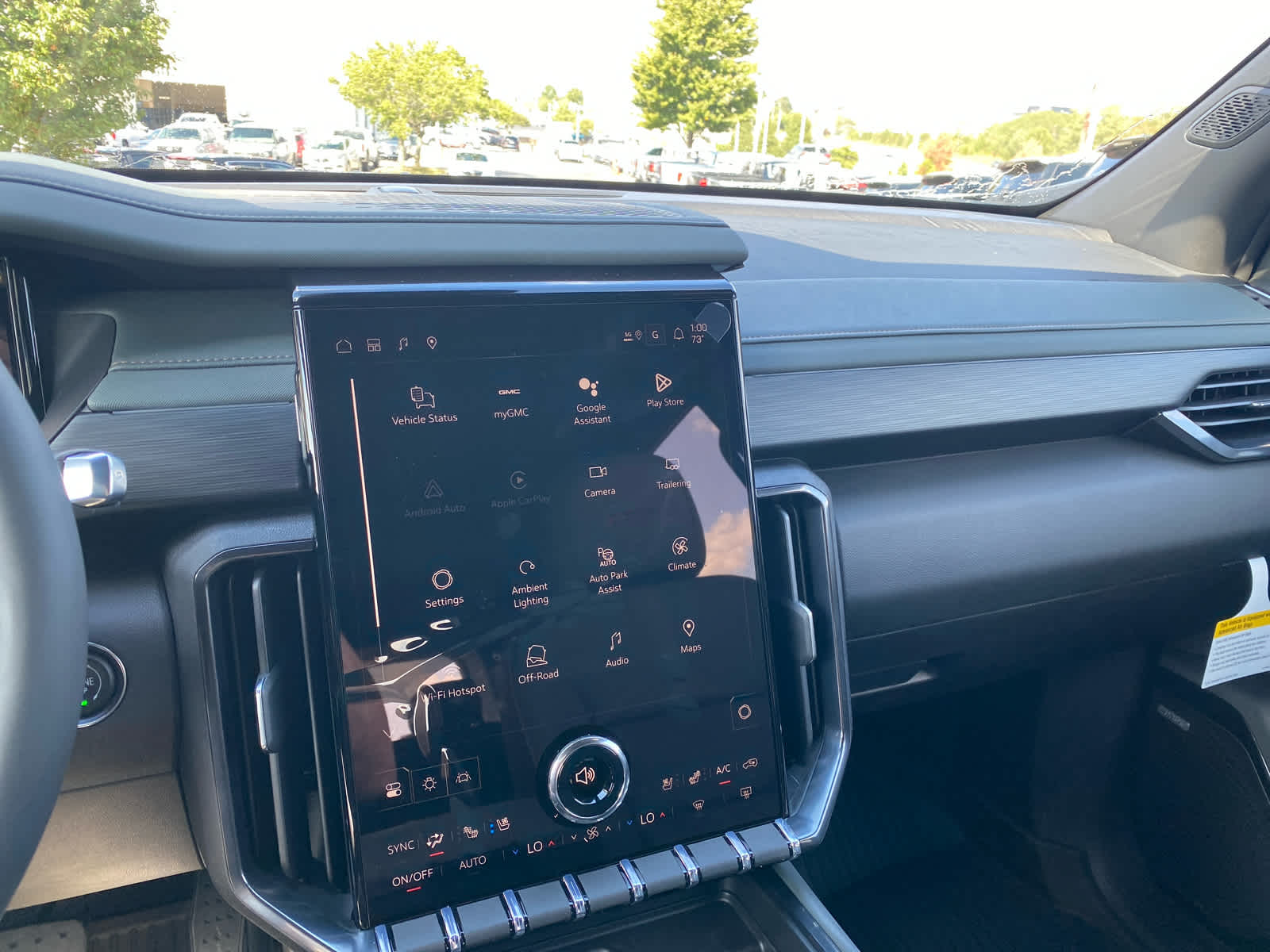 2026 Gmc Acadia AT4 photo 17