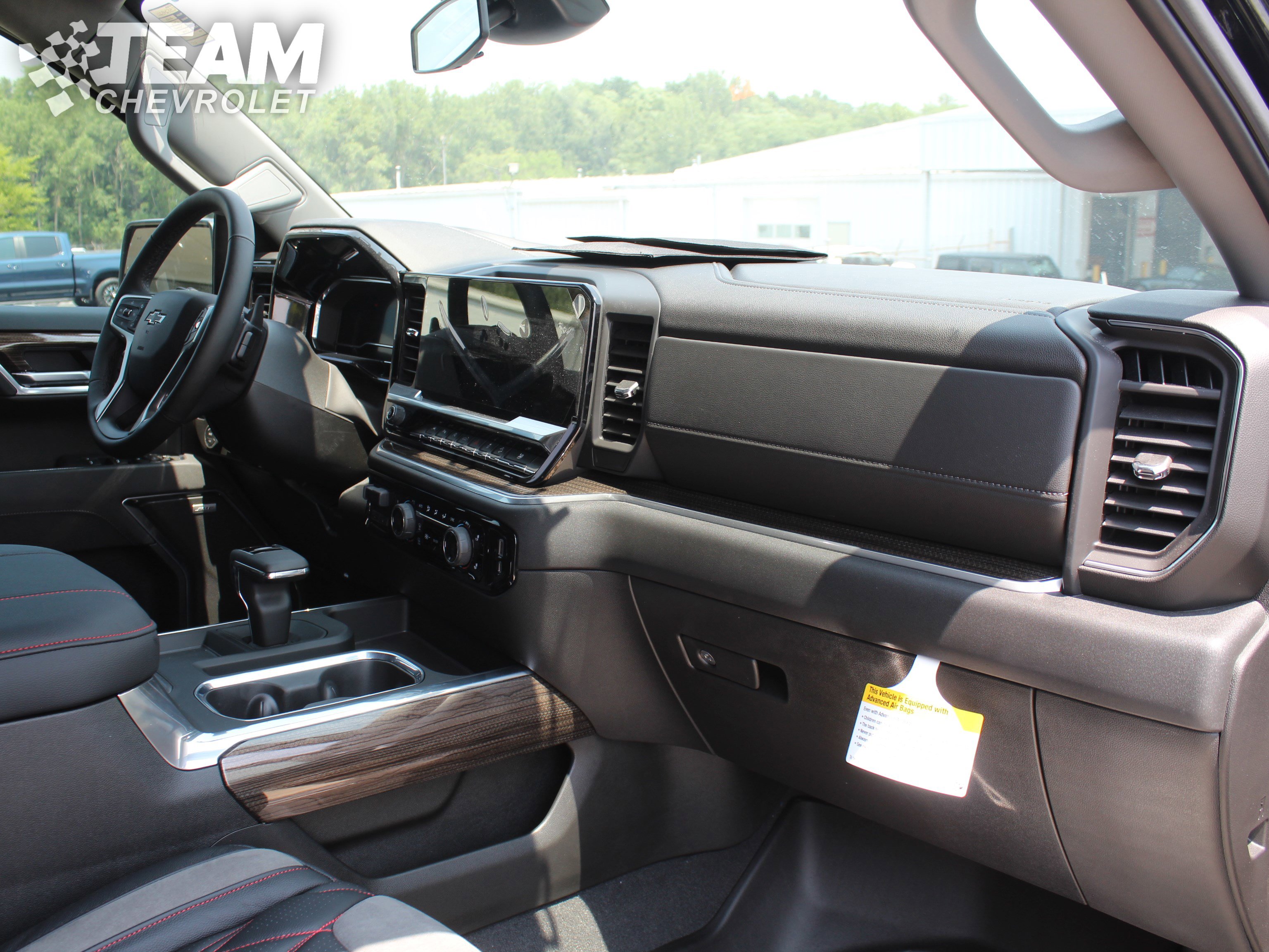 2025 Chevrolet Silverado 1500 RST photo 23