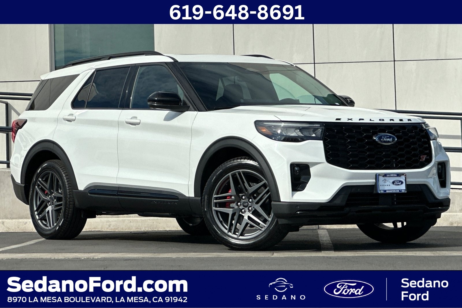 2025 Ford Explorer ST's photo