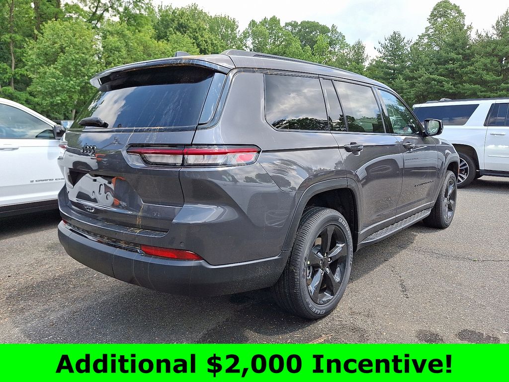 2025 Jeep Grand Cherokee Altitude X photo 2