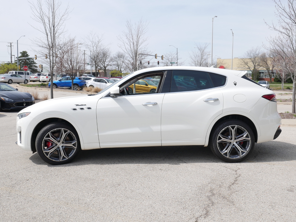 2023 Maserati Levante Modena photo 10