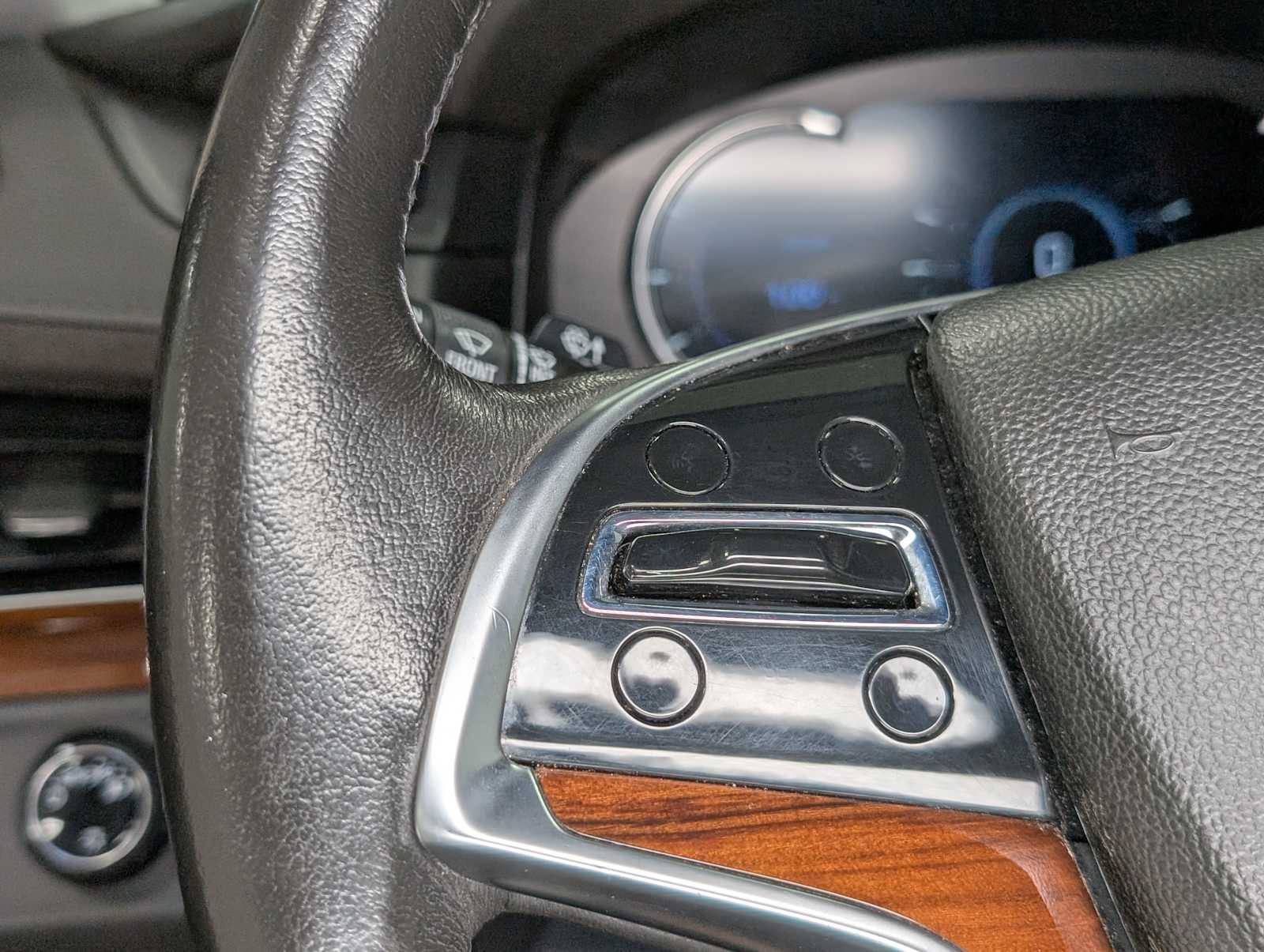 2016 Cadillac Escalade ESV Premium photo 35