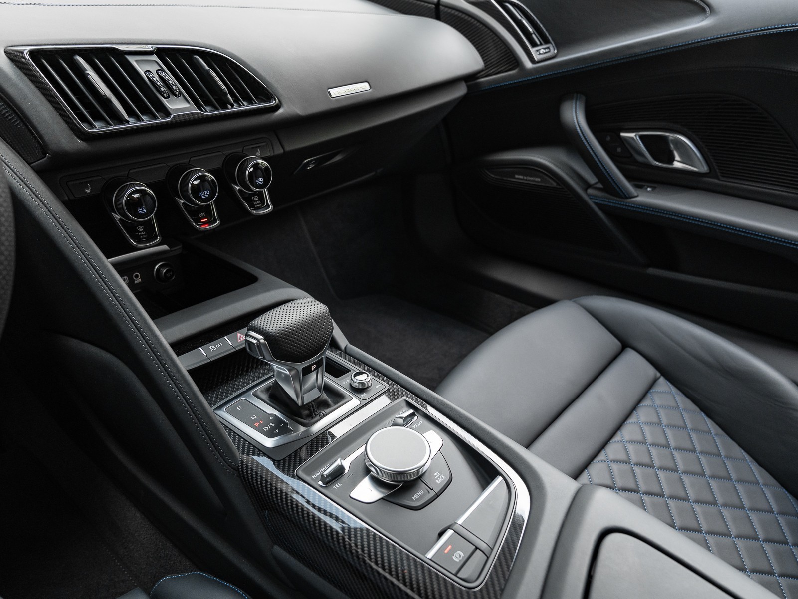 2023 Audi R8 V10 Performance photo 17