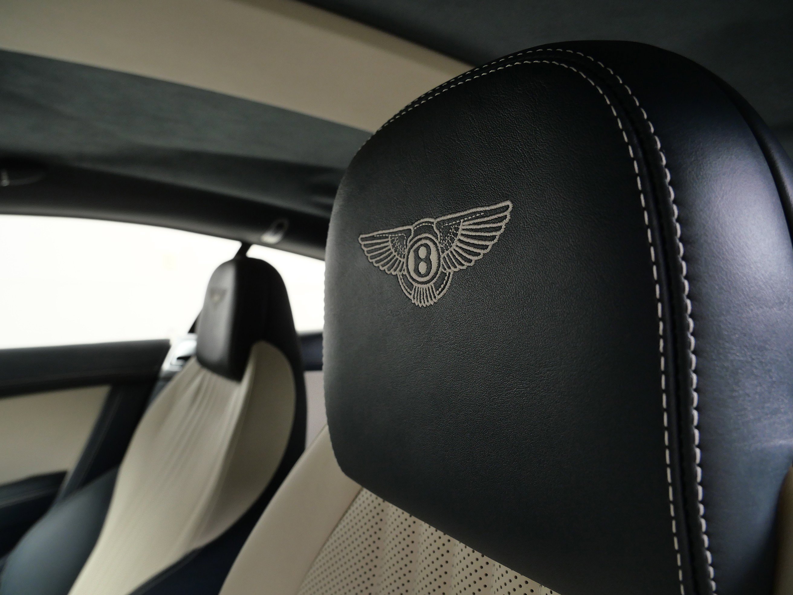 2016 Bentley Continental GT V8 S photo 14