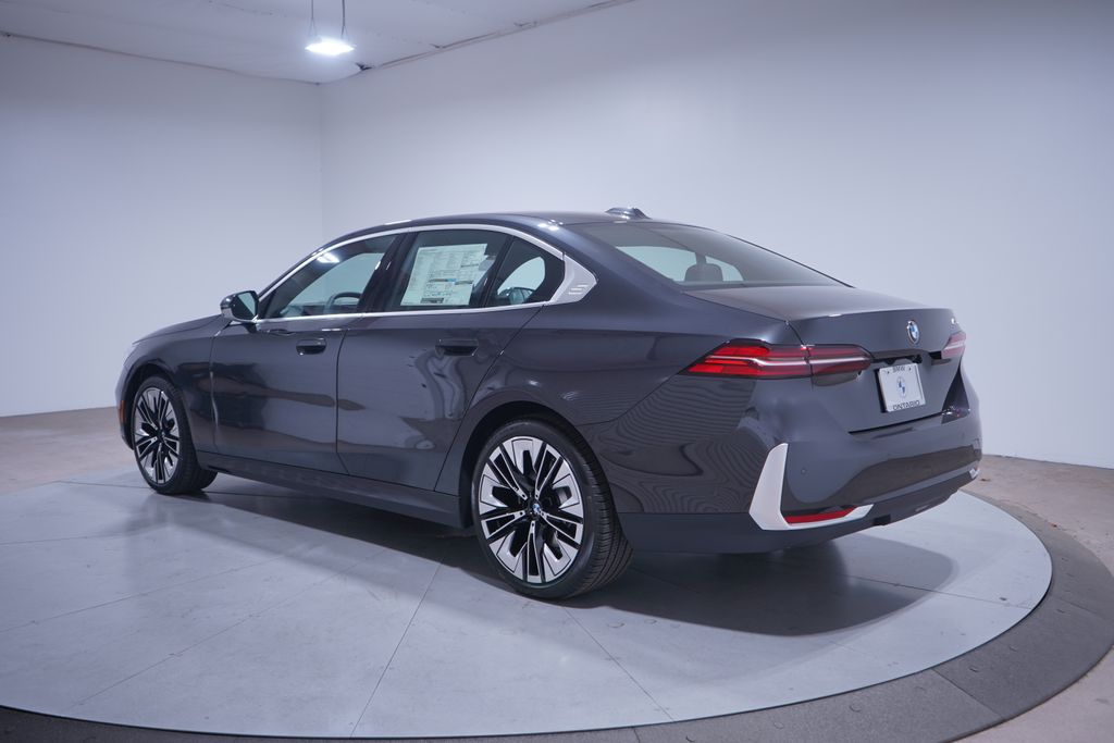 2026 Bmw 530i photo 3