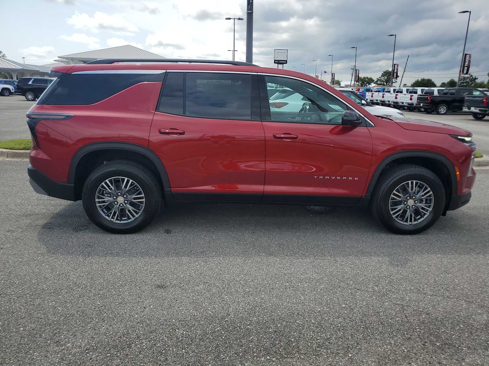 2026 Chevrolet Traverse photo 4