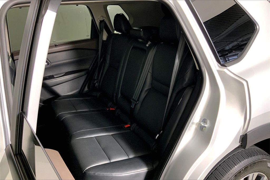2023 Nissan Rogue SV photo 25
