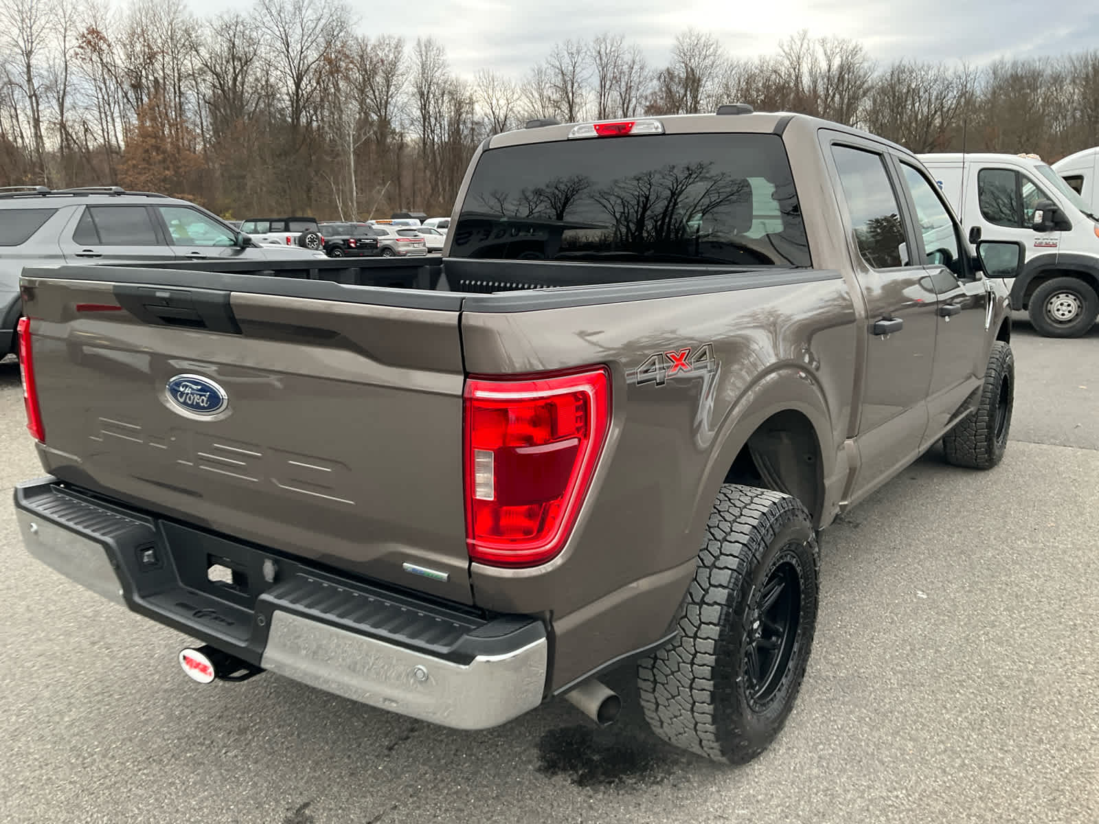 2023 Ford F-150 XLT photo 3