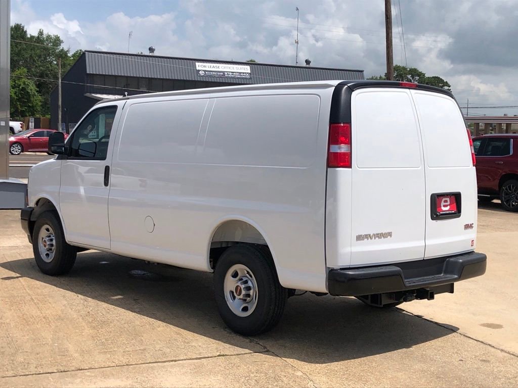 2025 Gmc Savana Cargo 2500 photo 4