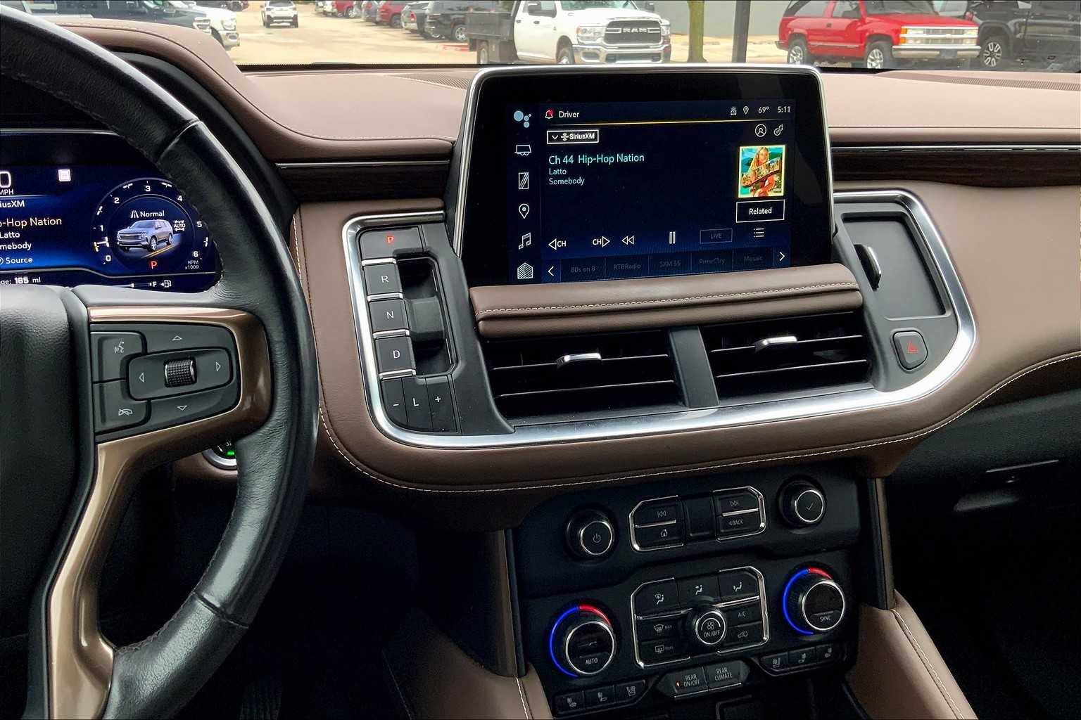 2022 Chevrolet Tahoe High Country photo 5