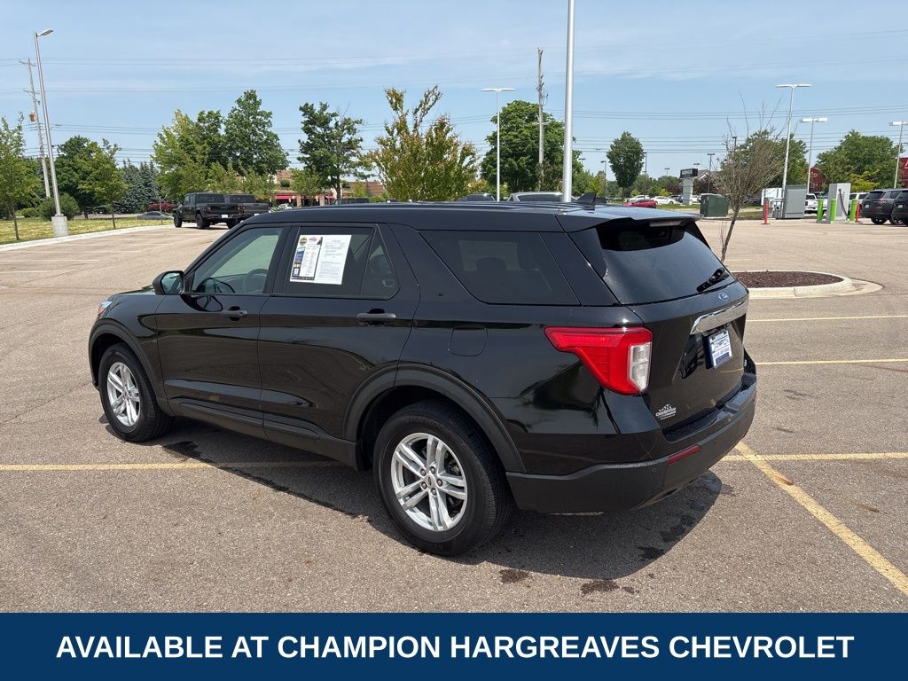 2022 Ford Explorer Base photo 4