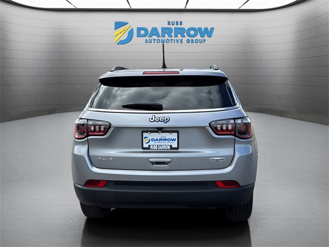 2024 Jeep Compass Latitude photo 3