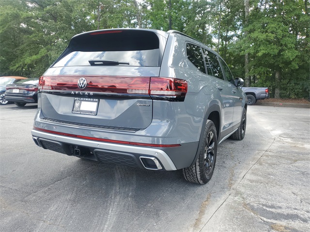 2026 Volkswagen Atlas Peak Edition SE photo 4