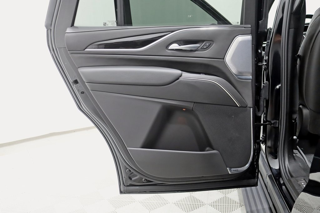 2024 Cadillac Escalade V-Series photo 38