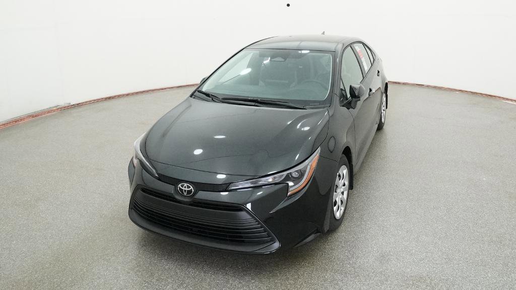 2026 Toyota Corolla LE photo 5