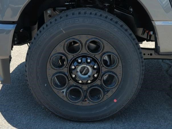 2025 Ford F-350 Lariat photo 14