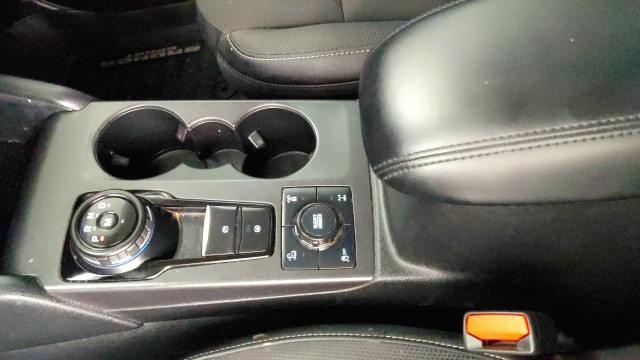 Used 2022 Cactus Grey Ford Badlands image 19