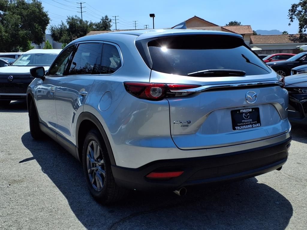 2023 Mazda CX-9 Touring photo 5
