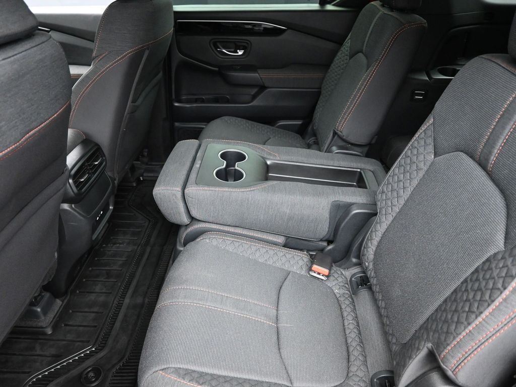 2024 Honda Pilot Sport photo 5