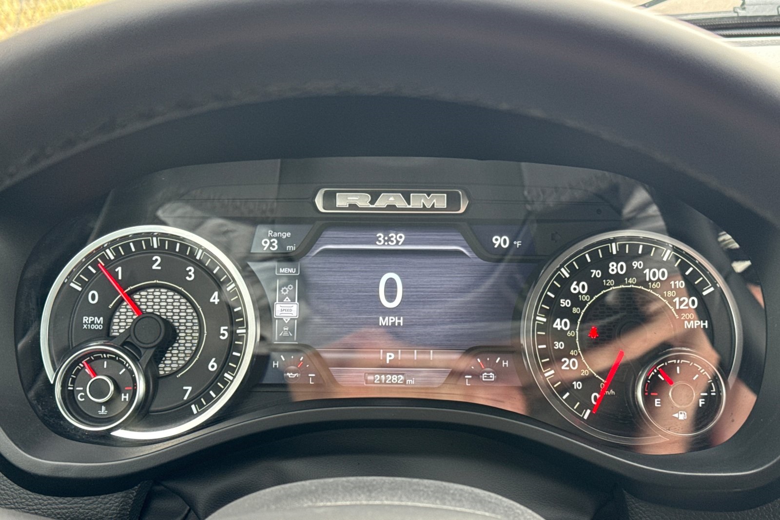 2025 Ram 1500 Laramie photo 24