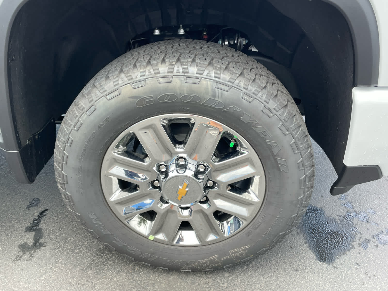 2026 Chevrolet Silverado 3500HD High Country photo 17