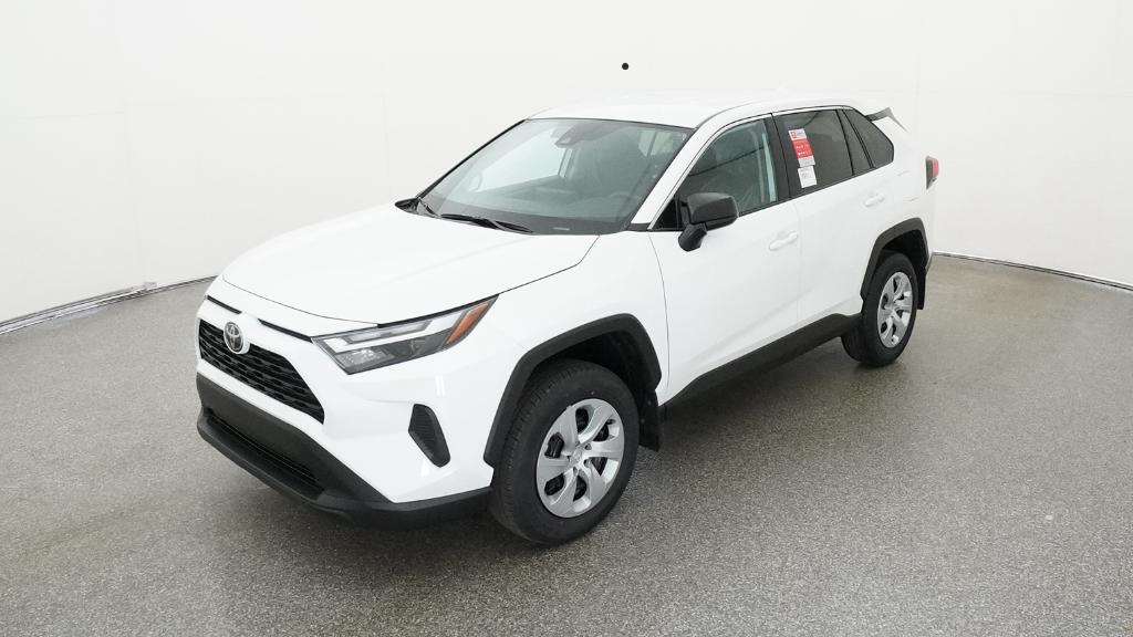 2025 Toyota RAV4 LE's photo