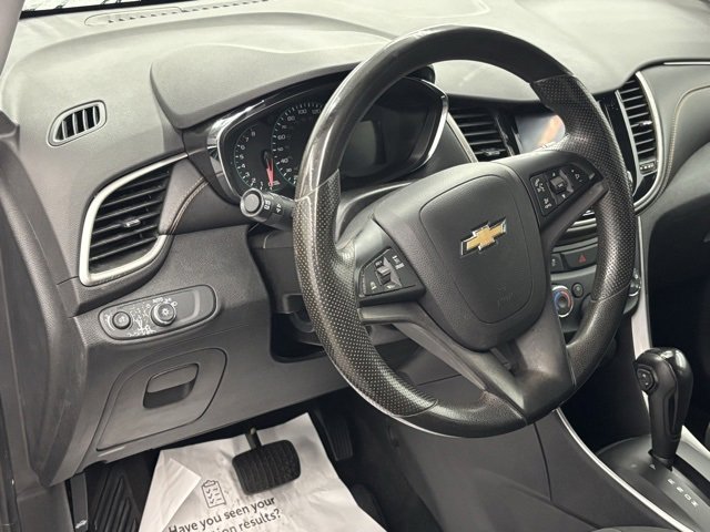 2020 Chevrolet Trax LS photo 12