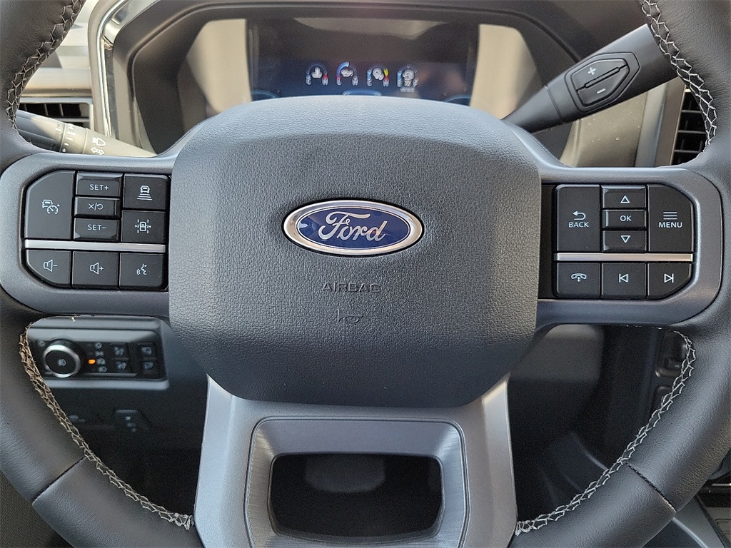 2025 Ford F-250 photo 24