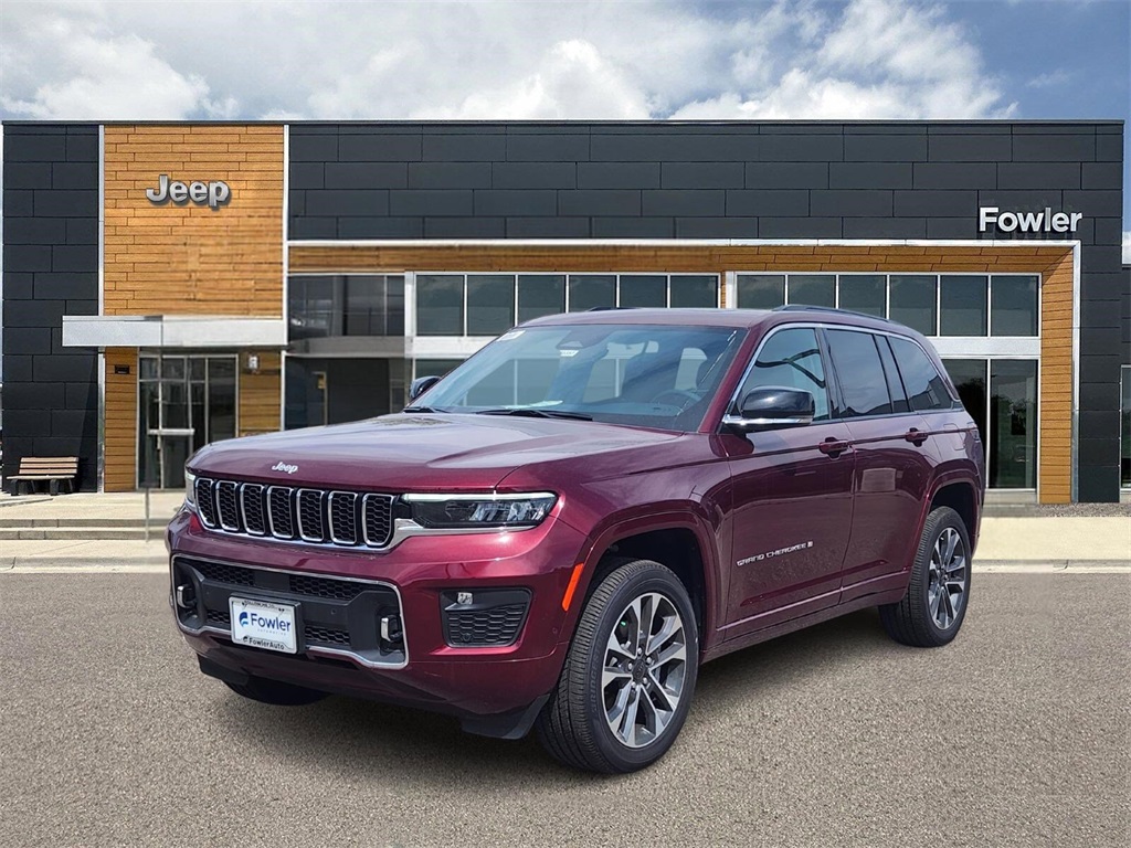 2025 Jeep Grand Cherokee Overland's photo