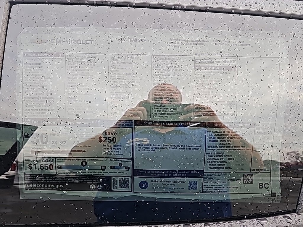 2026 Chevrolet Trax RS's photo