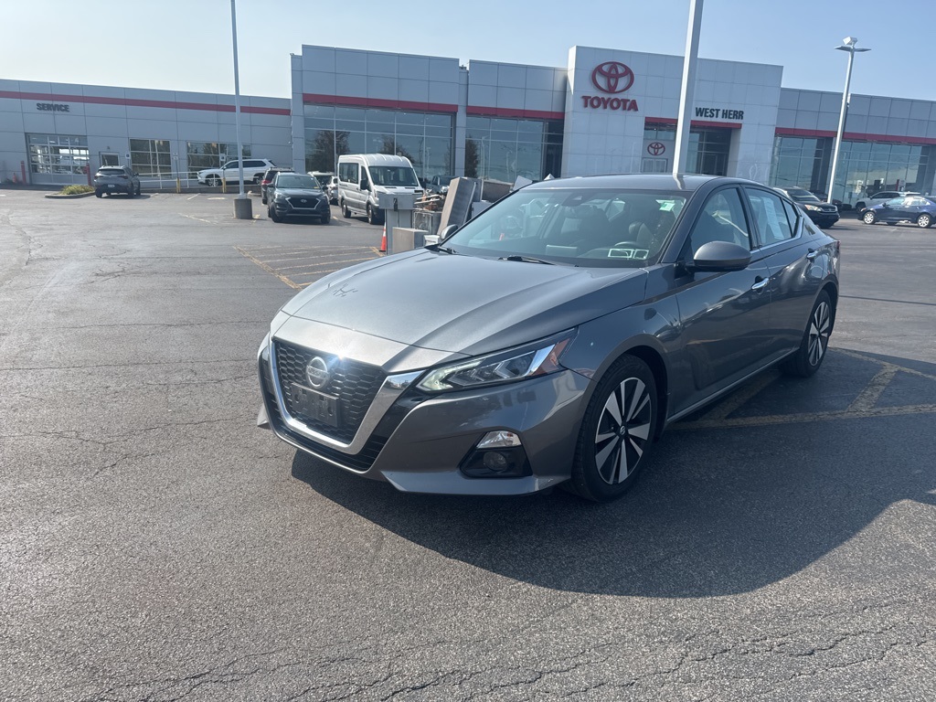 2019 Nissan Altima 2.5 SV photo 3