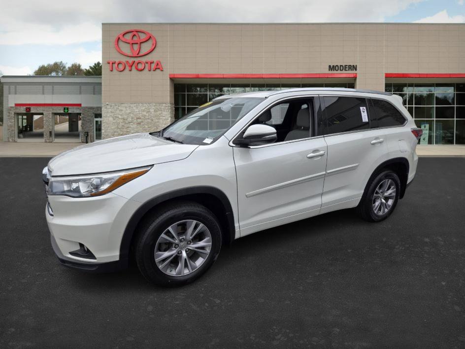 2015 Toyota Highlander XLE's photo