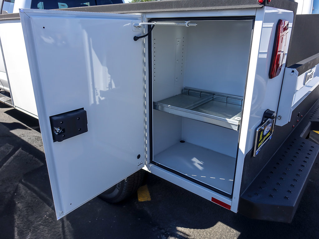 2025 FORD F-350 - Image 32