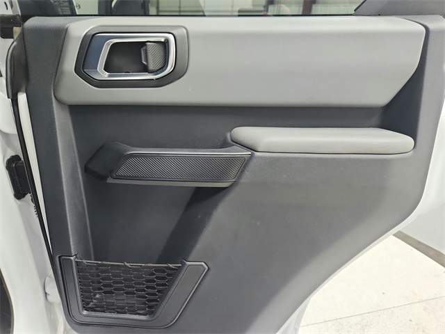 2023 Ford Bronco Base photo 42
