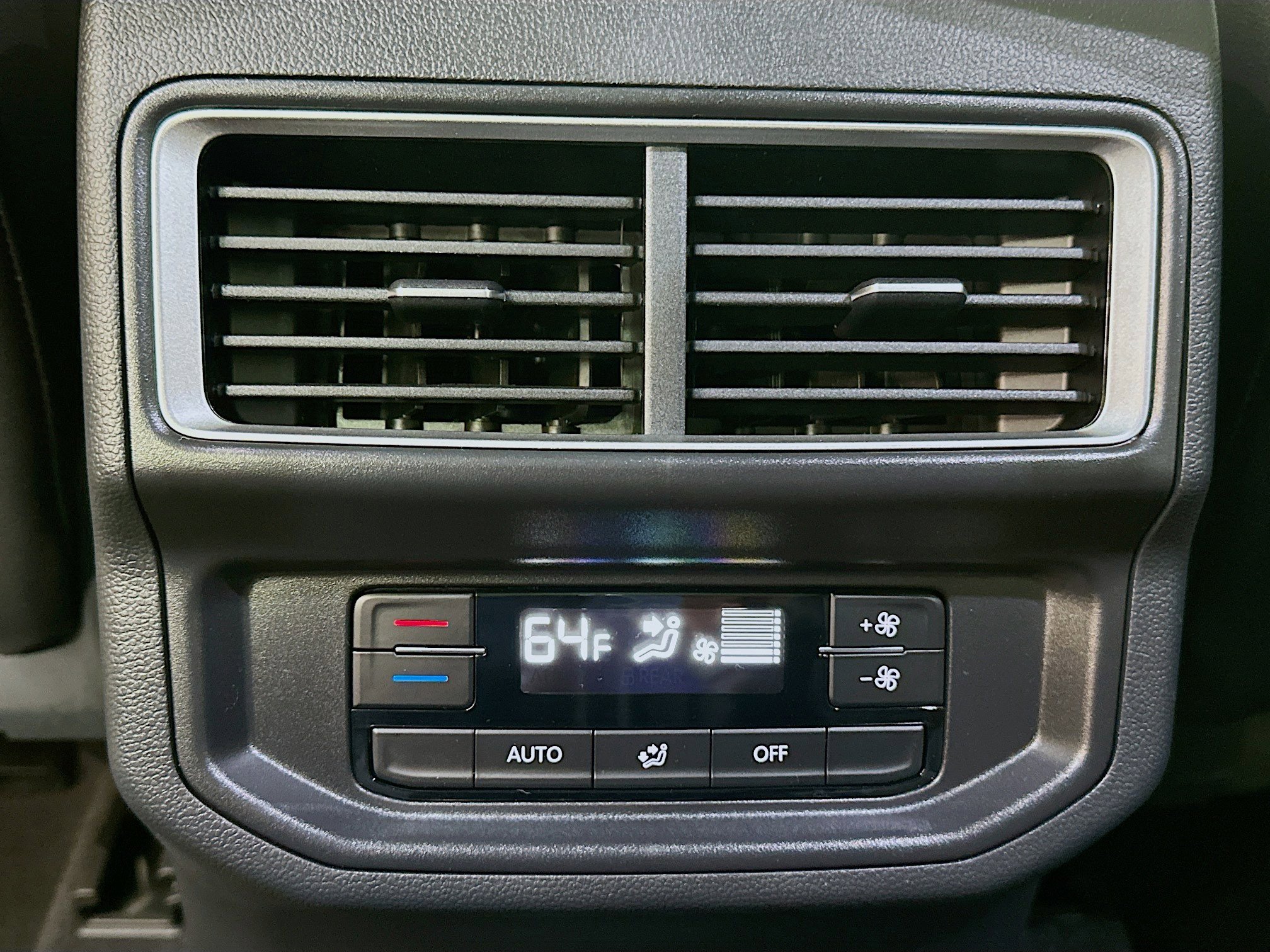 2025 Volkswagen Atlas Peak Edition SE Technology photo 23